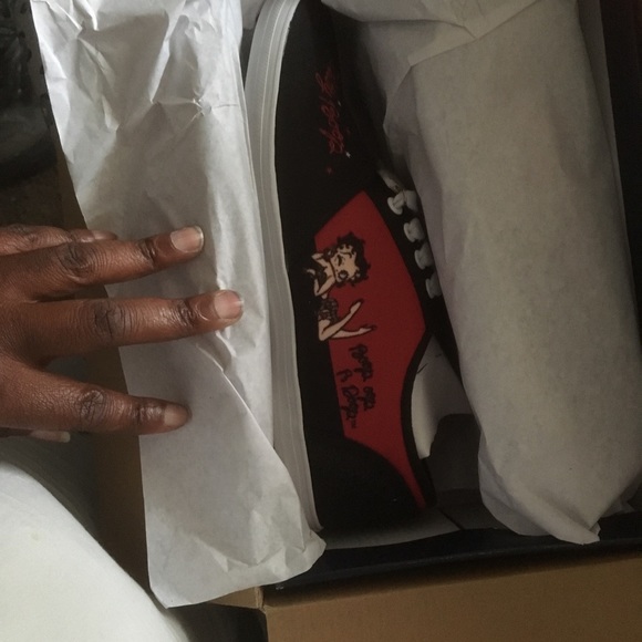 Betty boo shoes - Picture 1 of 2